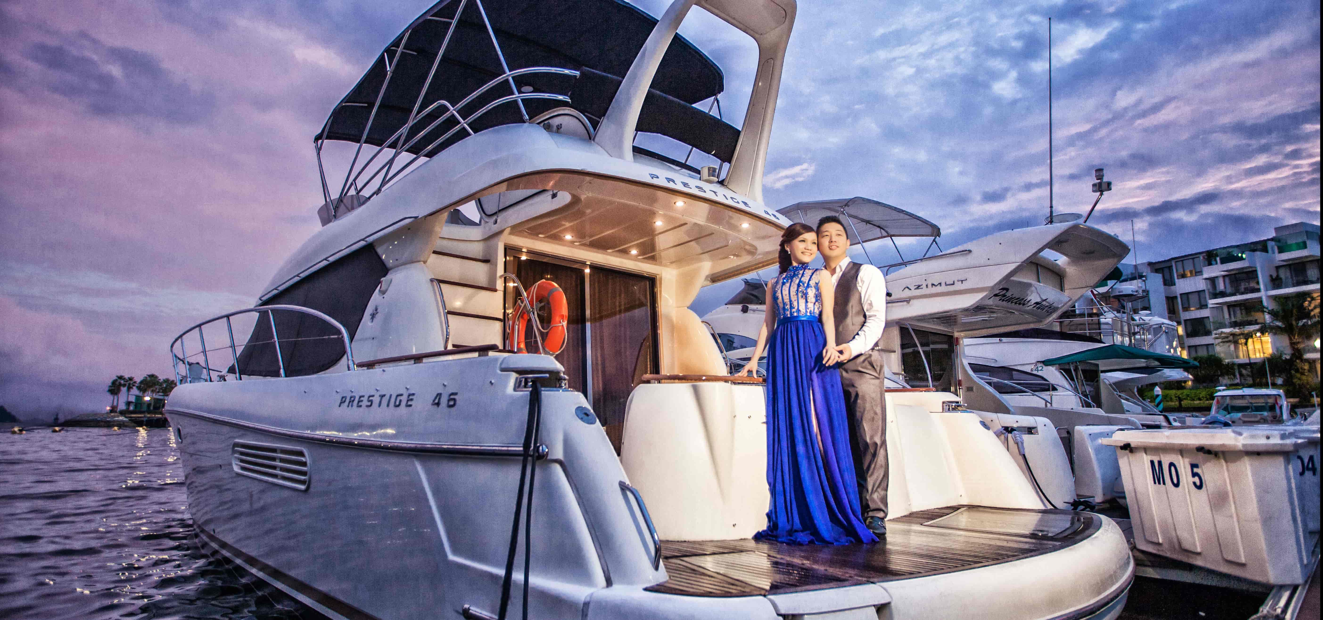 rent a yacht wedding