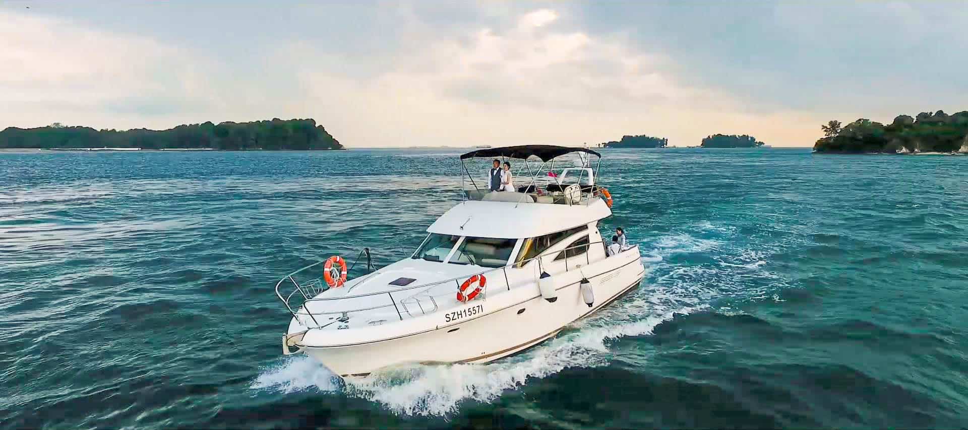 2d1n yacht singapore