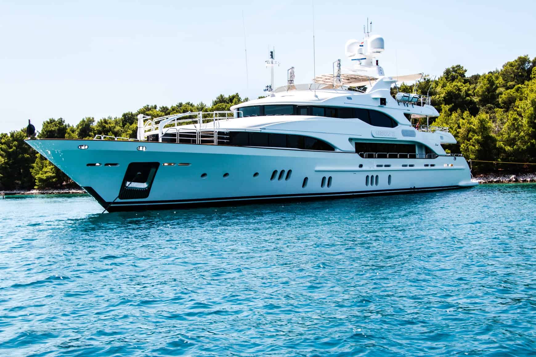 yacht charter license