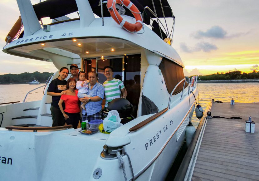 yacht-family-gathering